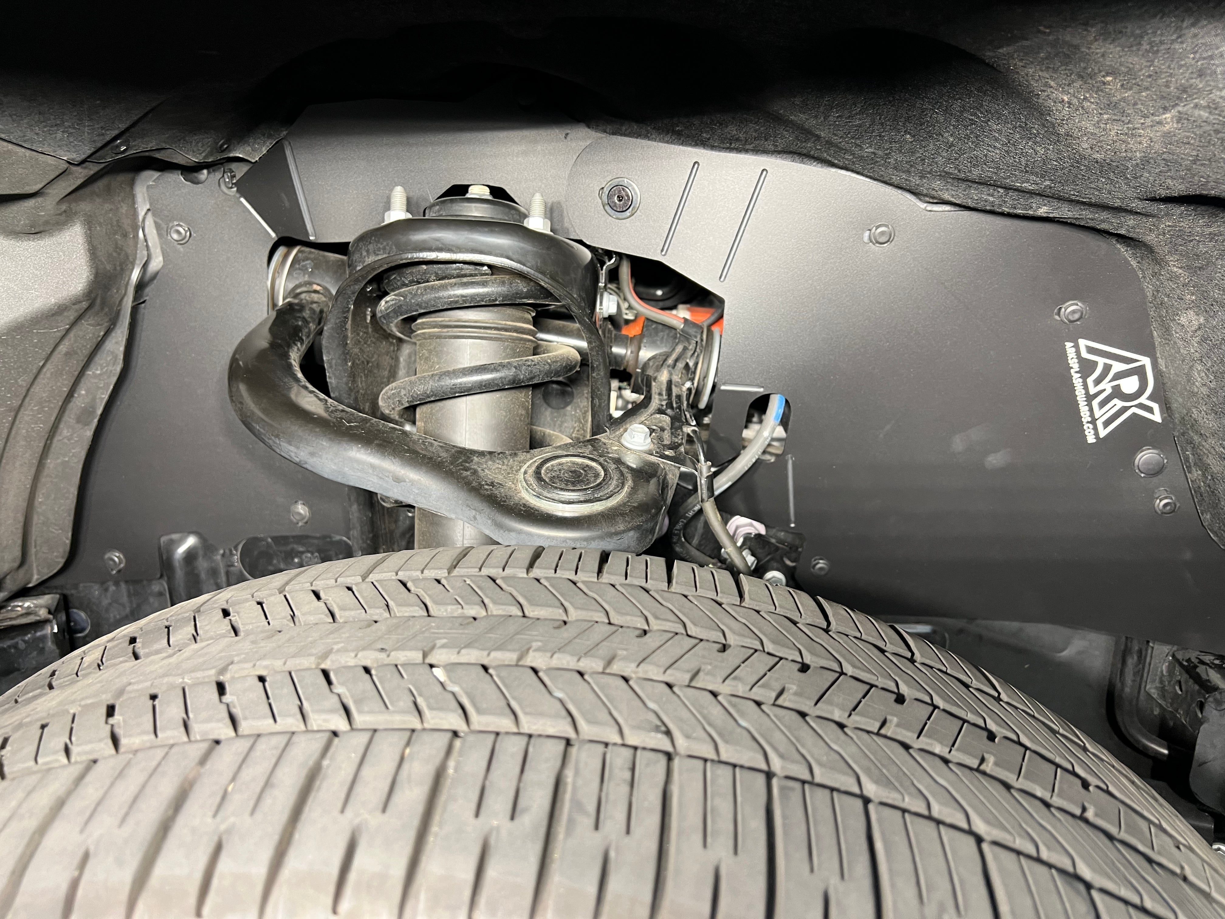 Apple - アーク 2024+ Toyota Land Cruiser TriXpoly Splash Guards | Ark